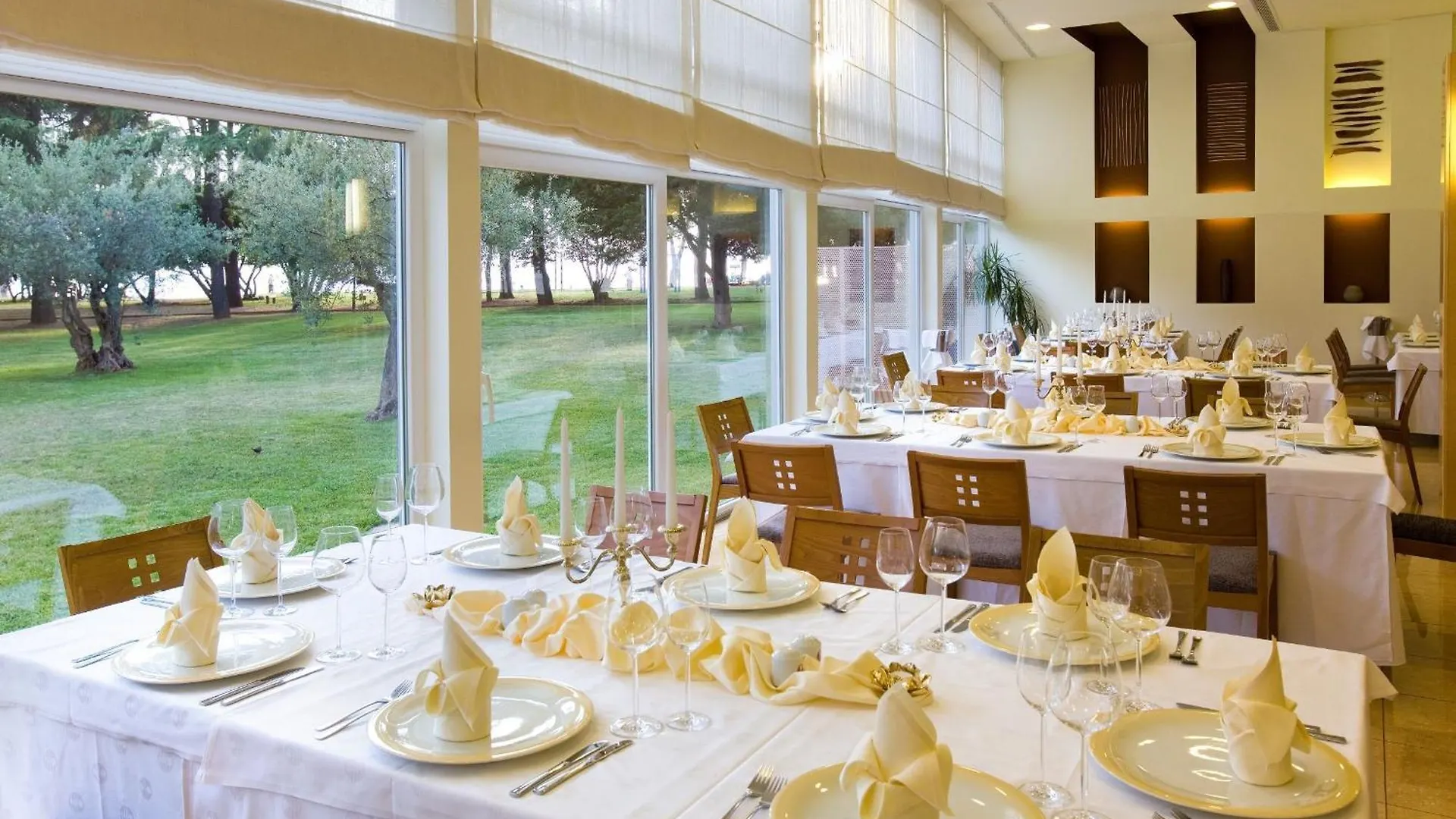 Hotel Umag Plava Laguna 4*,